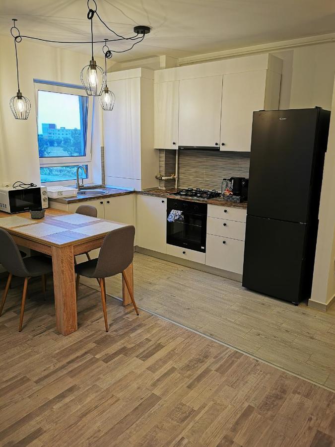 Teo Apartment Брашов Екстер'єр фото
